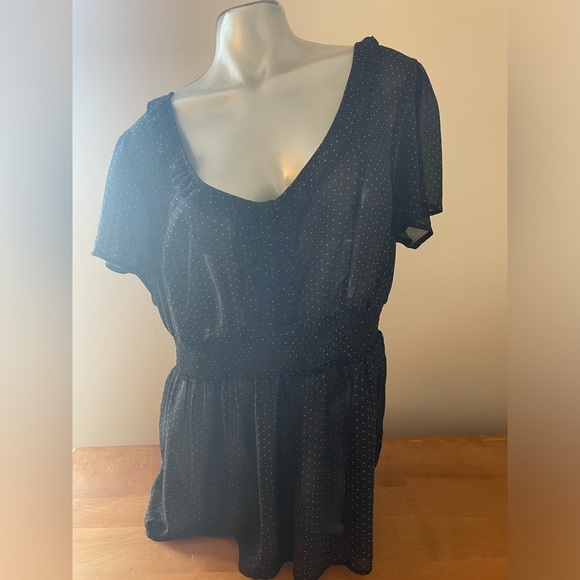 torrid Tops - Women’s Torrid Top Black Polka Dot Size 1X EUC